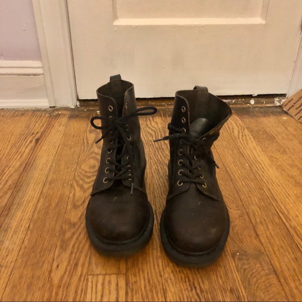 Dr. Martens Soft Leather UK 5